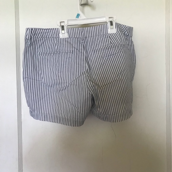 Old Navy Short - Picture 3 of 5